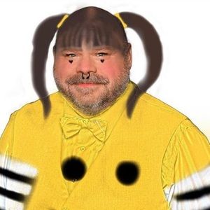 Meet your Posher, Kira